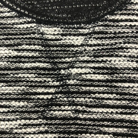 H&M Women’s Black & White Striped Sweater with 3/4 Length Sleeves Size M - Picture 5 of 15